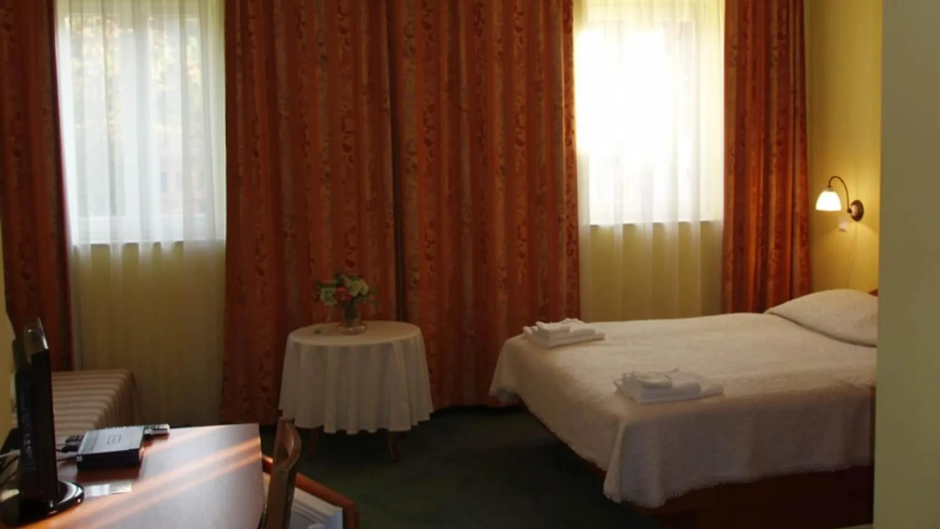 Klaudija S Charming Apartments & Rooms - Two Bedroom Apartment Traù